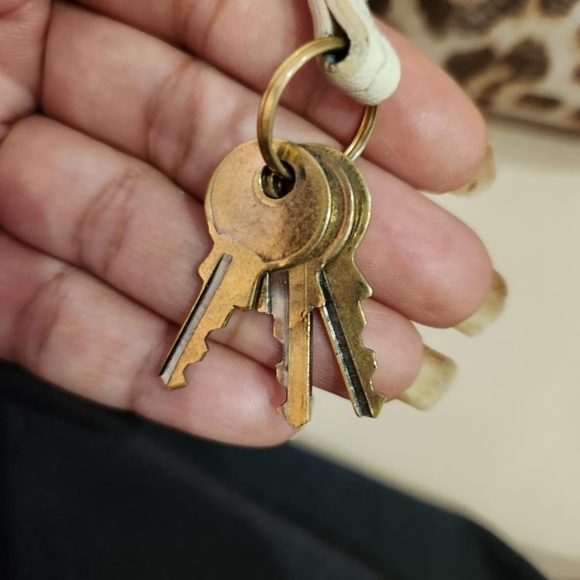 Authentic ysl muse shoulder bag with pony hair ❤️🤩🌹 - Picture 13 of 16